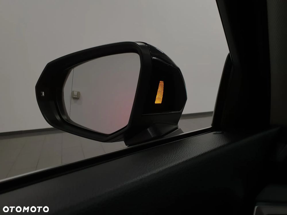 Audi Q3 Sportback 35 TDI quattro S tronic S line - 29