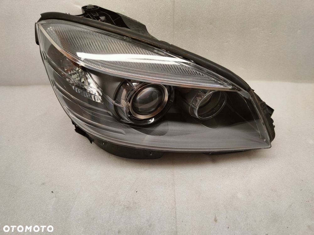 mercedes c klasa w204 xenon skrętny amg lampa prawy przód - 2