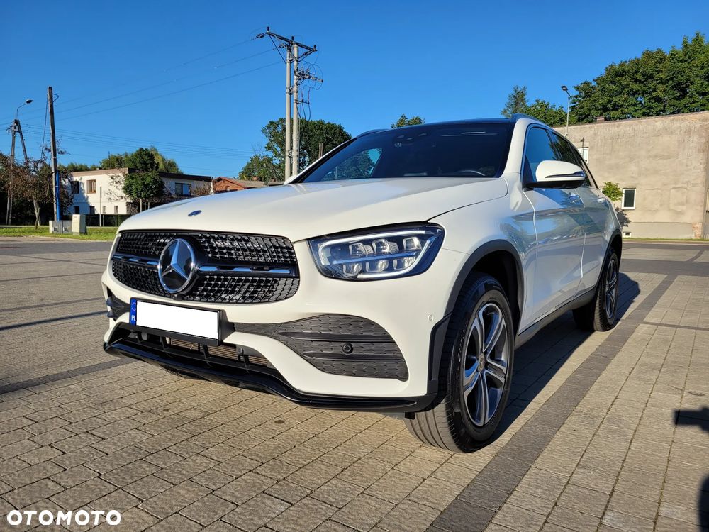 Mercedes-Benz GLC 300 4Matic 9G-TRONIC - 2