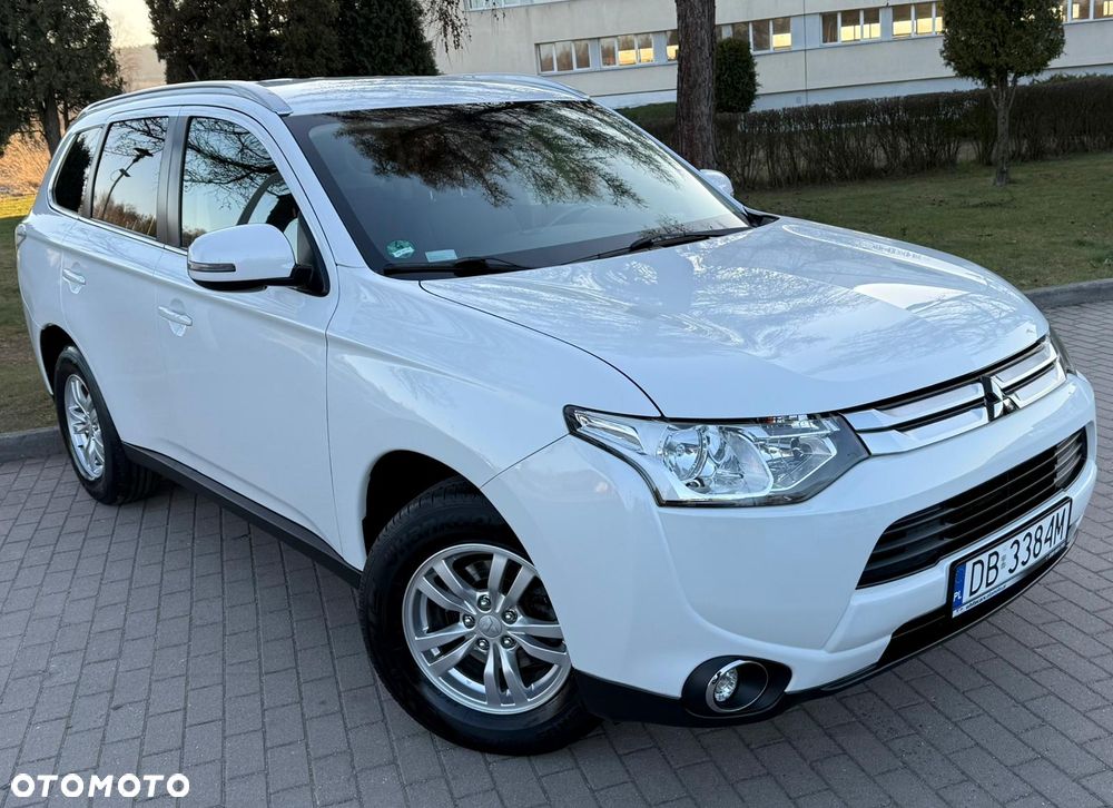 Mitsubishi Outlander 2.0 2WD Invite - 1