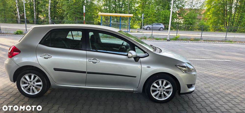 Toyota Auris 2.0 D-4D Premium - 6