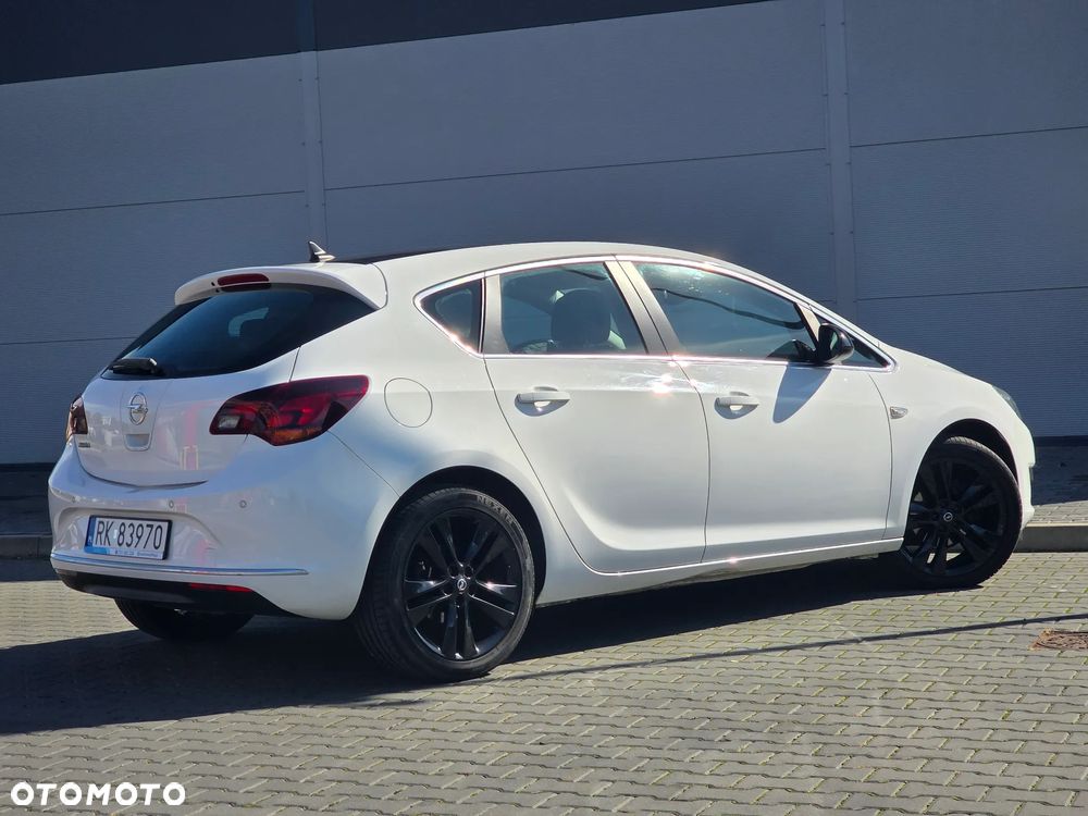 Opel Astra 1.4 Turbo Color Edition - 12