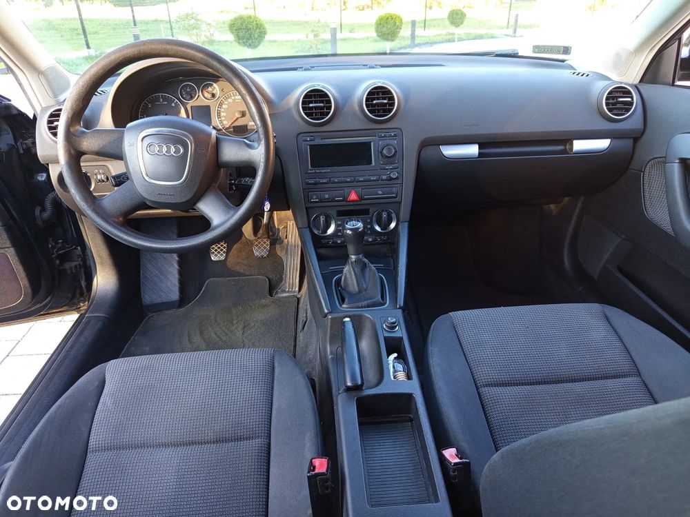 Audi A3 Sportback 1.9 TDI DPF Ambiente - 10