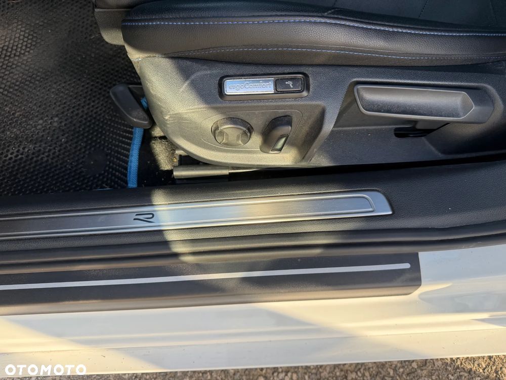 Volkswagen Arteon 2.0 TDI SCR R-Line - 20