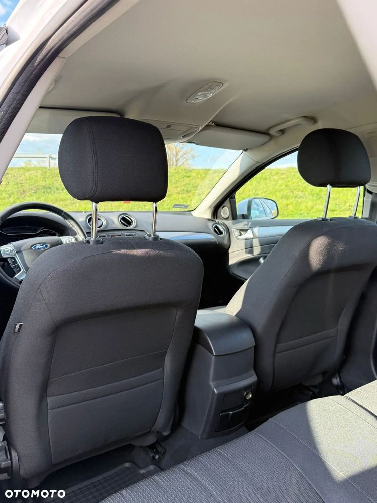 Ford Mondeo 2.0 T Titanium MPS6 - 33
