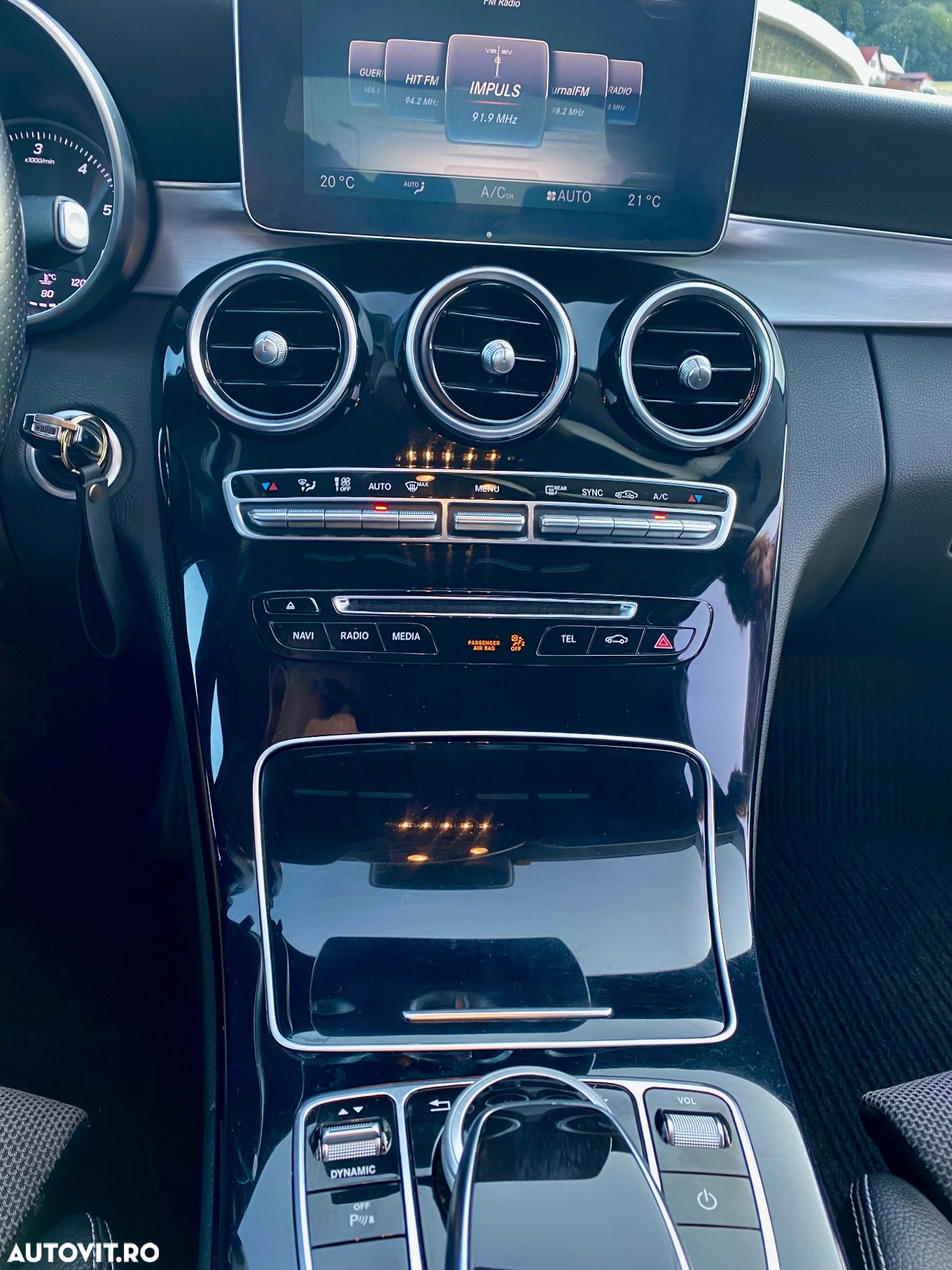 Mercedes-Benz C - 23
