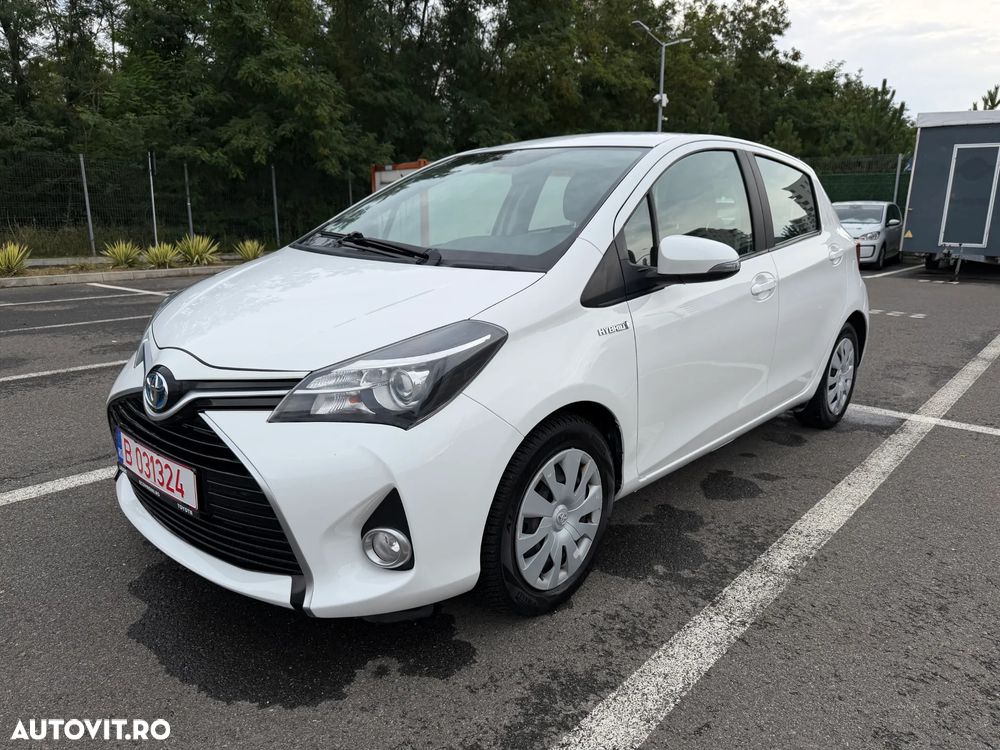 Toyota Yaris 1.5 VVT-i HSD Active - 4