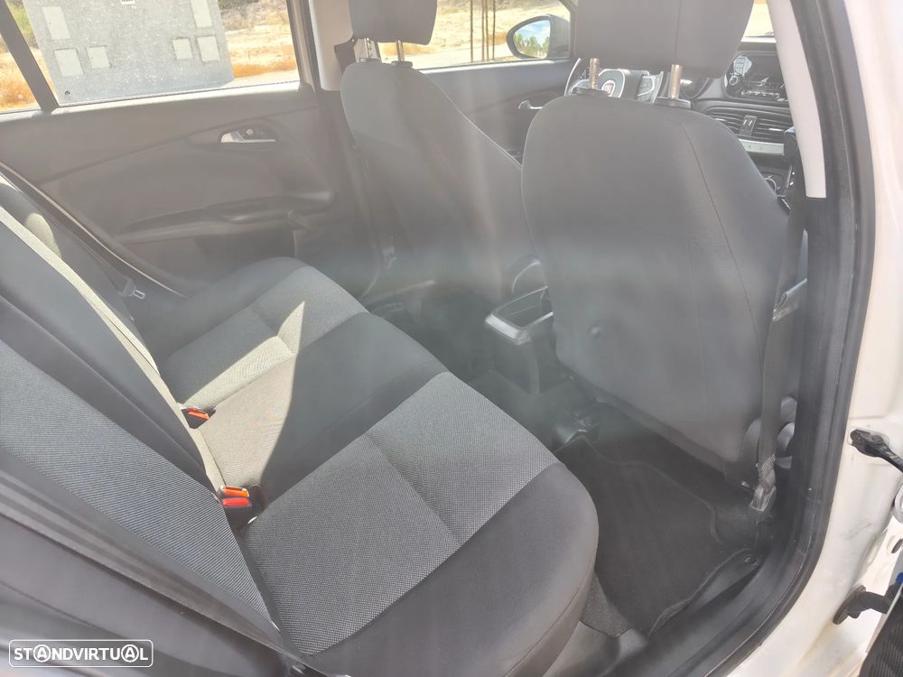 Fiat Tipo Station Wagon 1.3 M-Jet Easy - 4