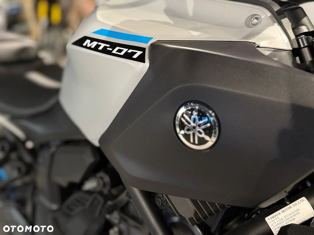 Yamaha MT - 12