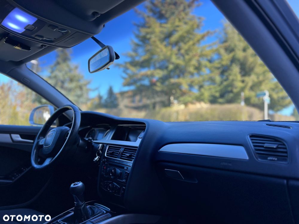 Audi A4 Avant 2.0 TDI DPF Attraction - 24