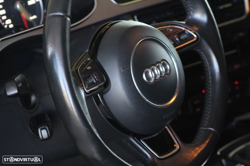 Audi A4 Avant 2.0 TDI DPF S line Sport Pack - 25