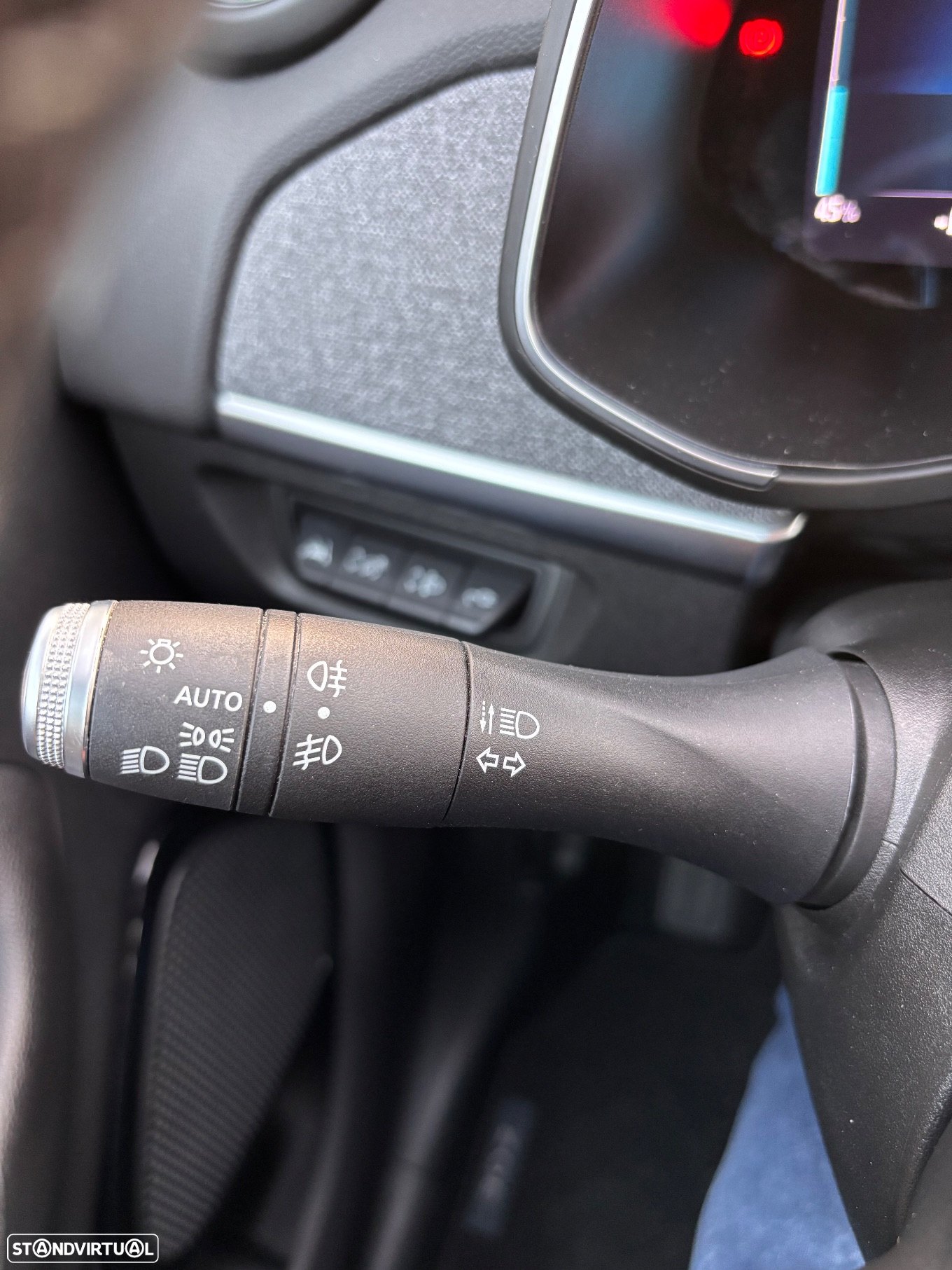 Renault Zoe (c/ Bateria) EV50 135hp Techno - 27