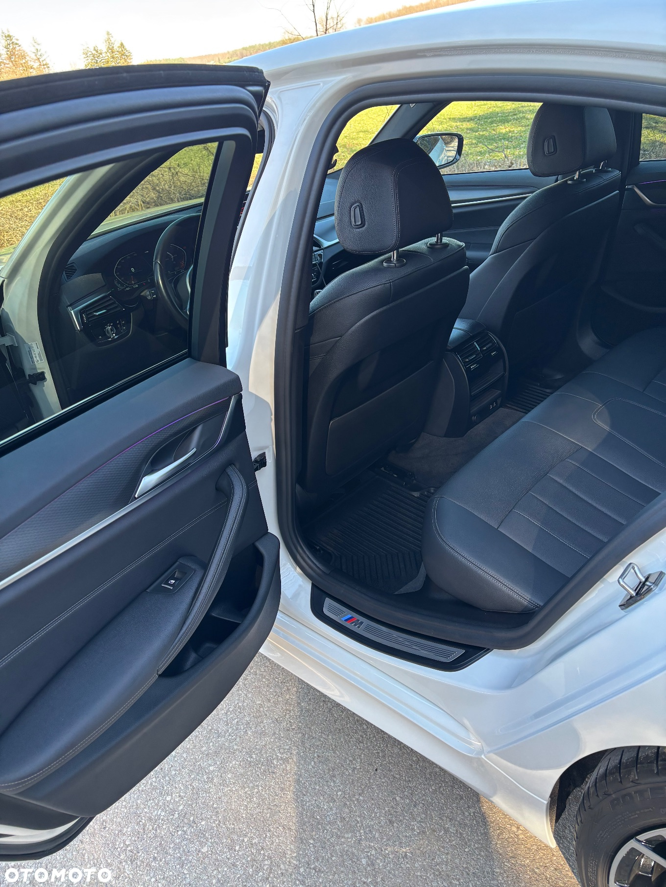 BMW Seria 5 518d M Sport sport - 14