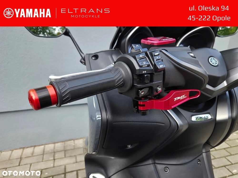 Yamaha Tmax - 10