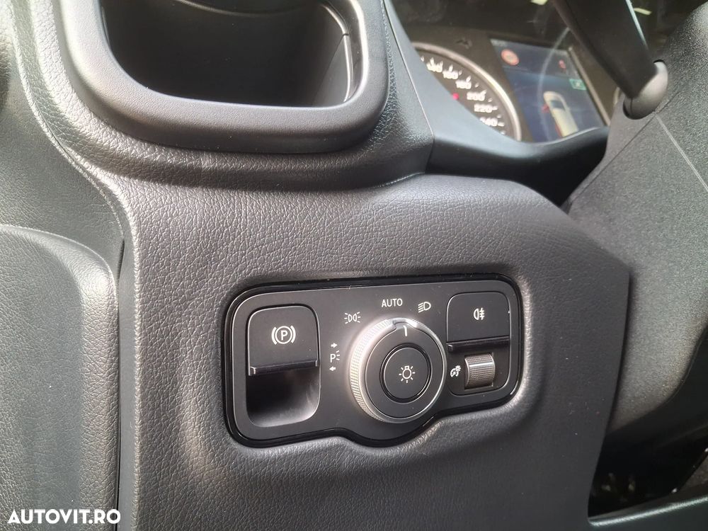 Mercedes-Benz Vito Extra-Lung 114 CDI 136CP RWD 9AT Select - 11