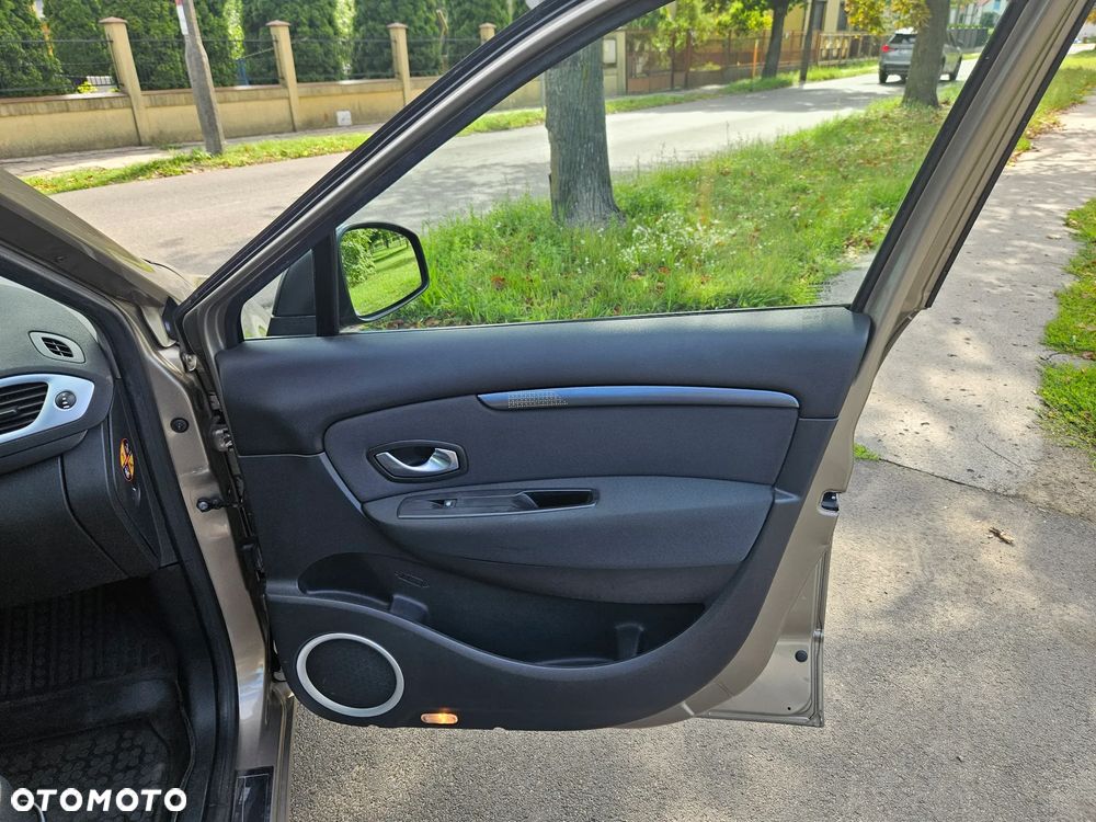 Renault Grand Scenic TCe 130 Luxe - 18