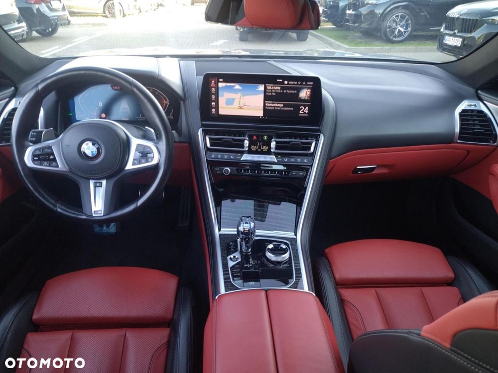 BMW Seria 8 - 14