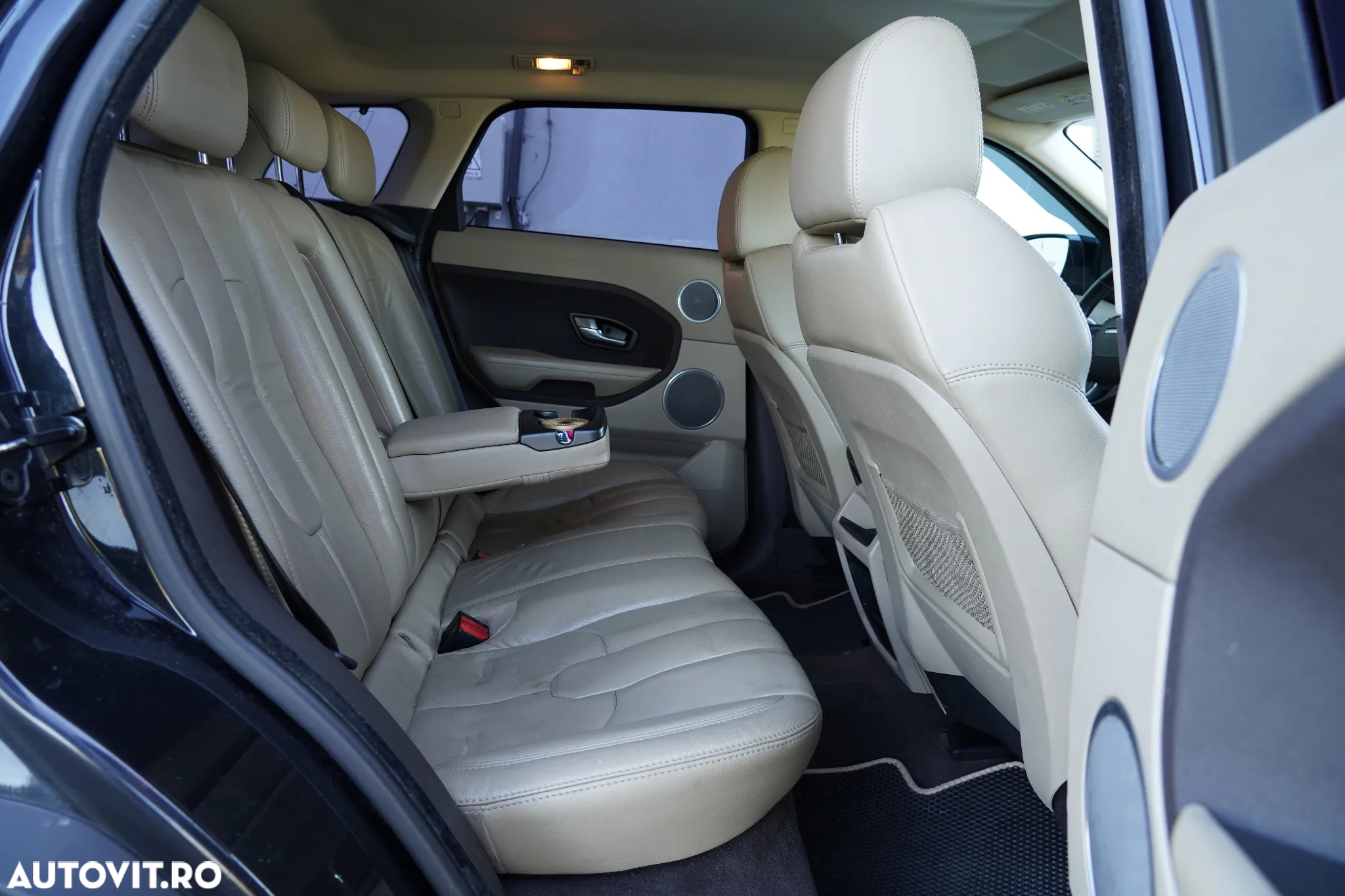 Land Rover Range Rover Evoque - 10
