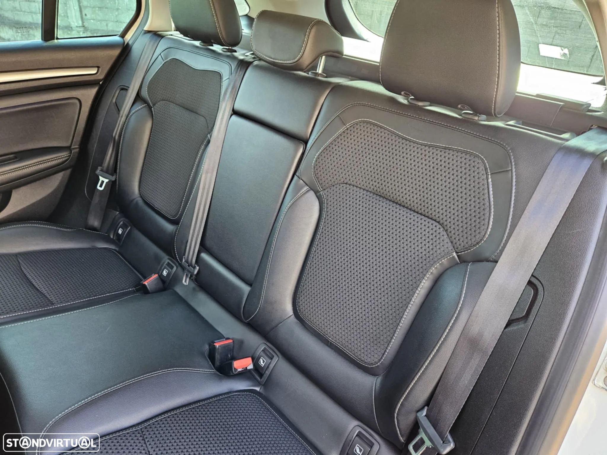 Renault Mégane Sport Tourer 1.6 dCi Bose Edition J18 - 25