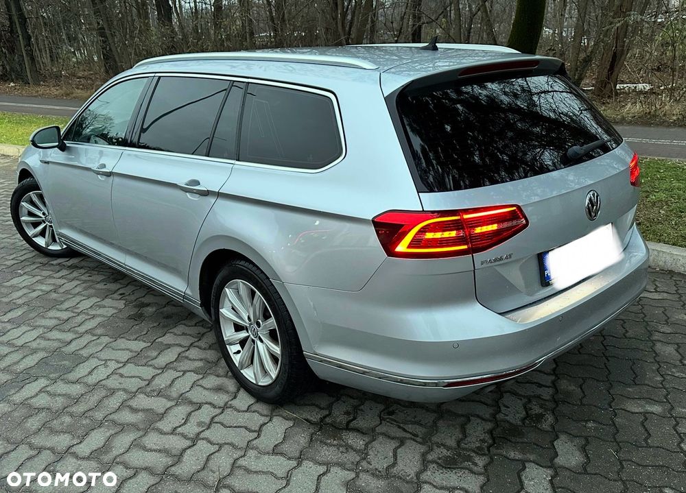 Volkswagen Passat 2.0 TDI BMT 4Mot Highline DSG - 3