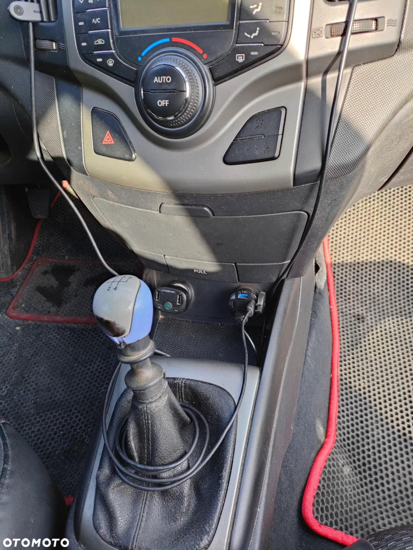Hyundai i30 1.6 Comfort - 12