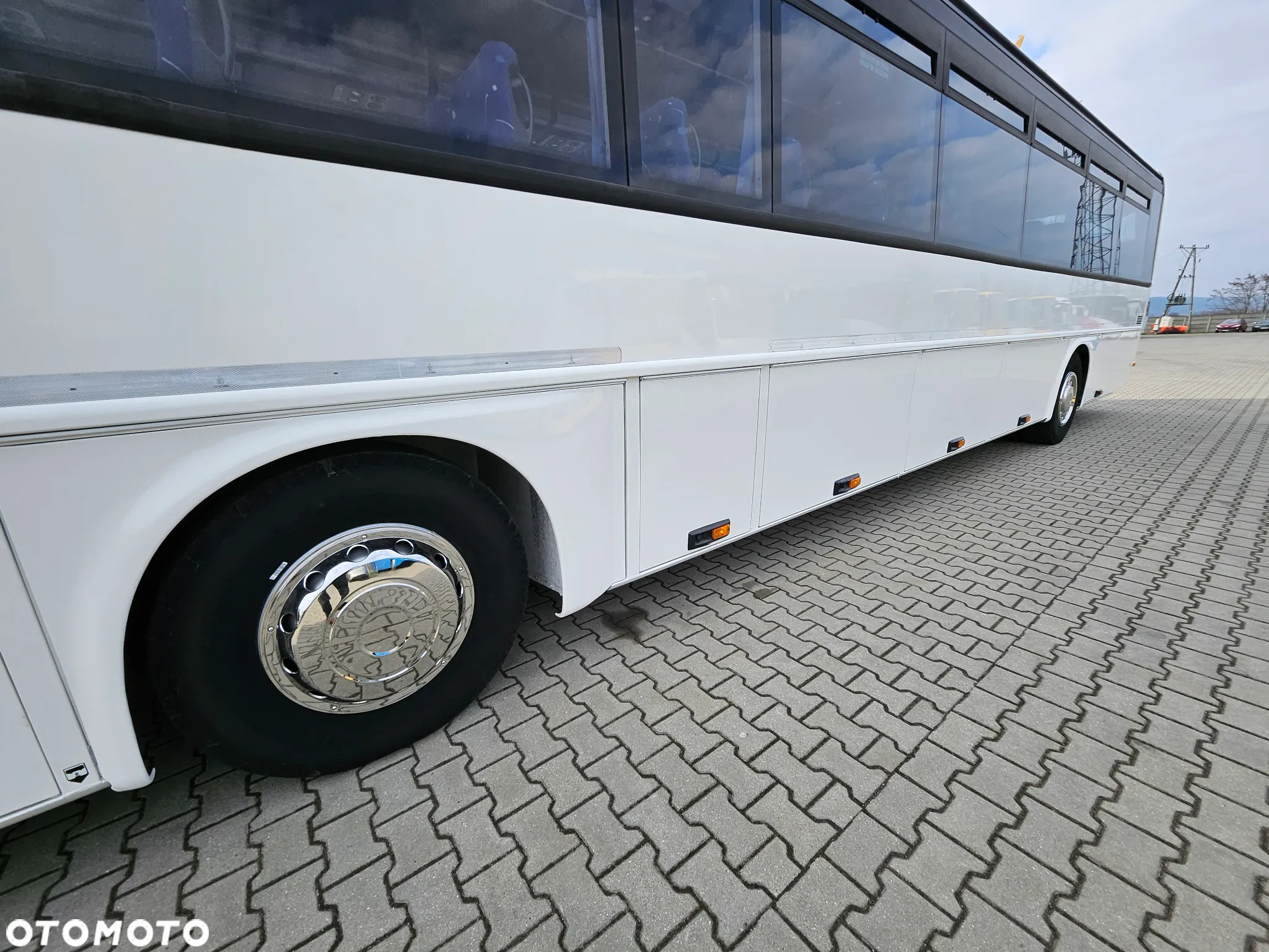 Irisbus ARES / SPROWADZONY / 62 MIEJSCA + 26 STOJACYCH - 15