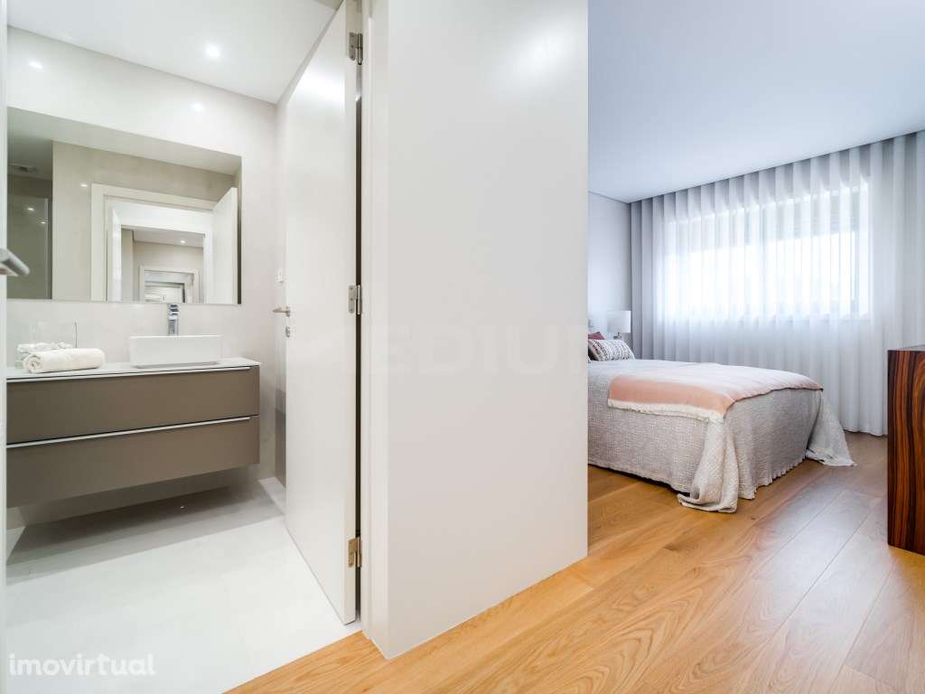 Apartamento T4 - Vista Cidade - Grande imagem: 3/43