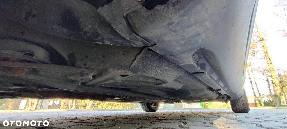 Volvo S60 2.4 Black Edition - 23