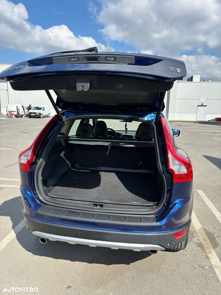 Volvo XC 60 D3 AWD Aut. Ocean Race - 7