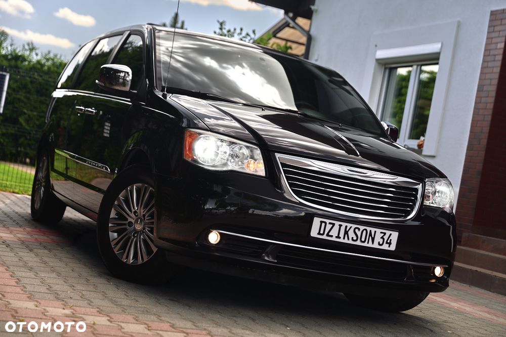 Chrysler Town & Country
