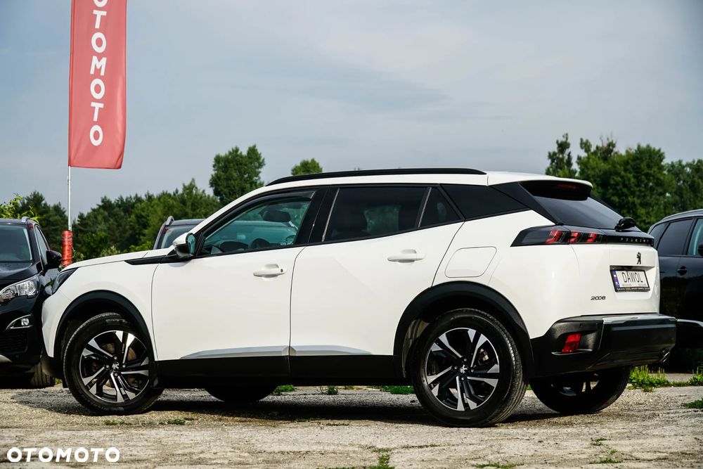 Peugeot 2008 BlueHDi 130 EAT8 Allure Pack - 13