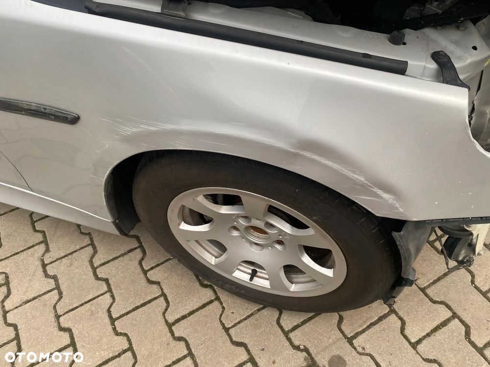 BMW Seria 5 525d - 18