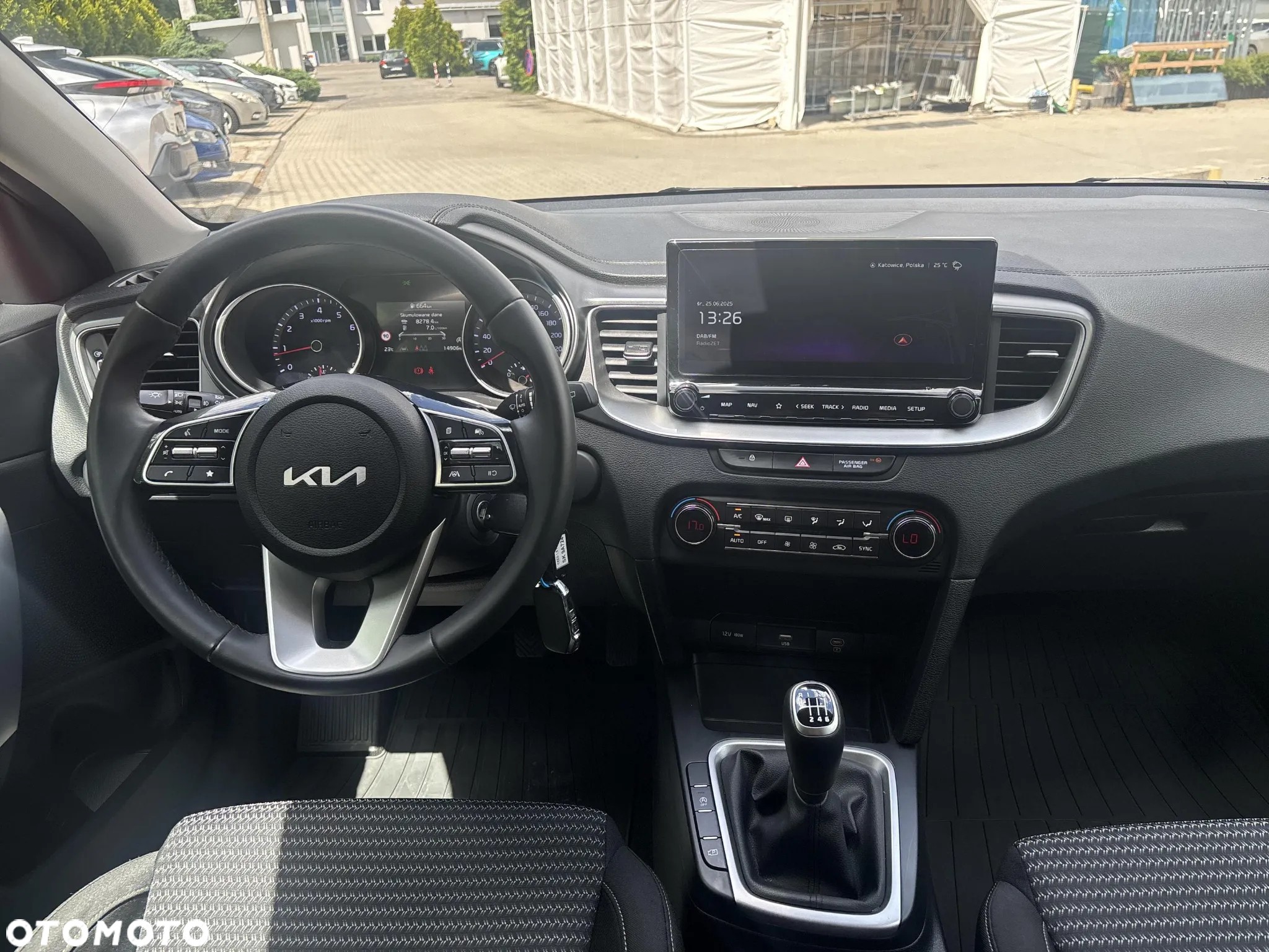 Kia Ceed 1.5 T-GDI M - 13
