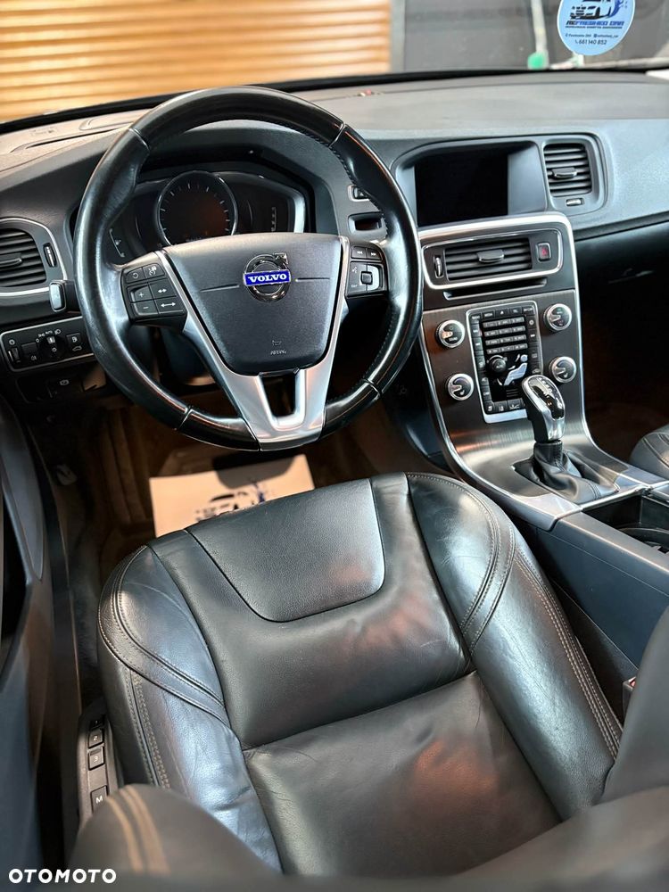 Volvo V60 - 14