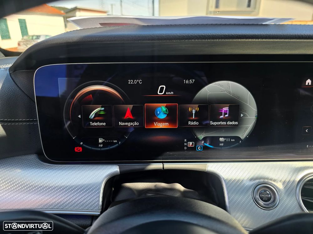Mercedes-Benz E 300 de 4Matic 9G-TRONIC AMG Line - 18