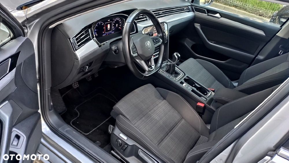 Volkswagen Passat Variant - 9