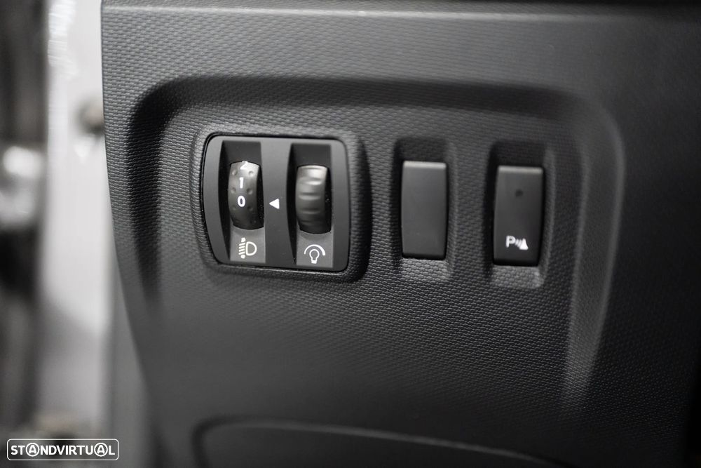 Renault Captur ENERGY dCi 90 EDC Intens - 15