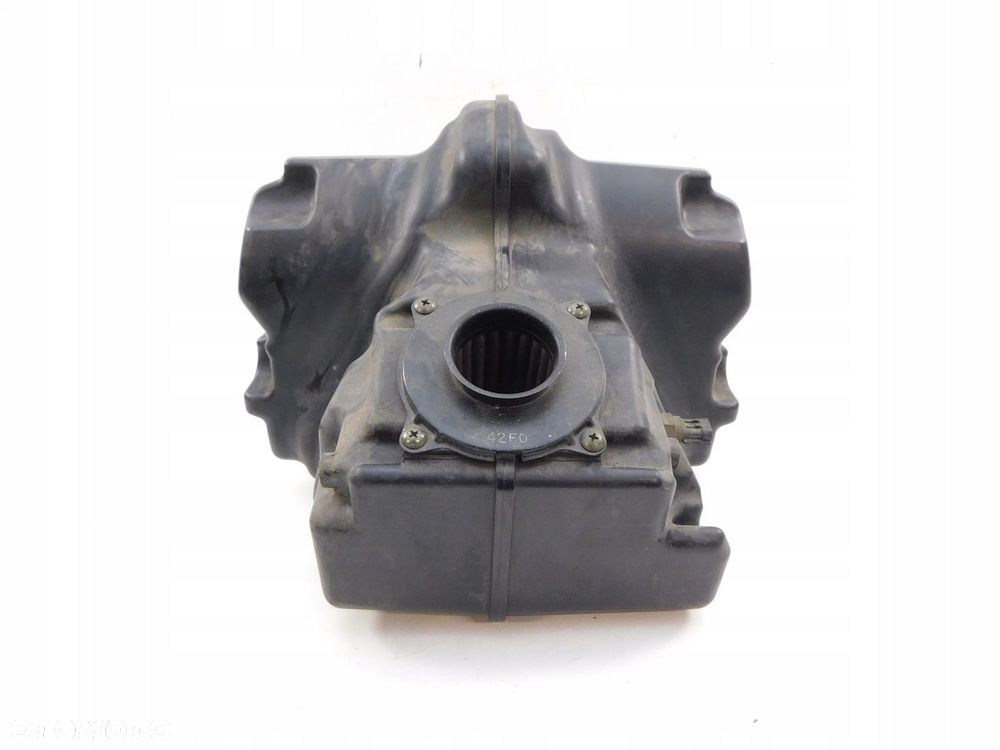SUZUKI GSX 1400 FILTR POWIETRZA AIRBOX - 2