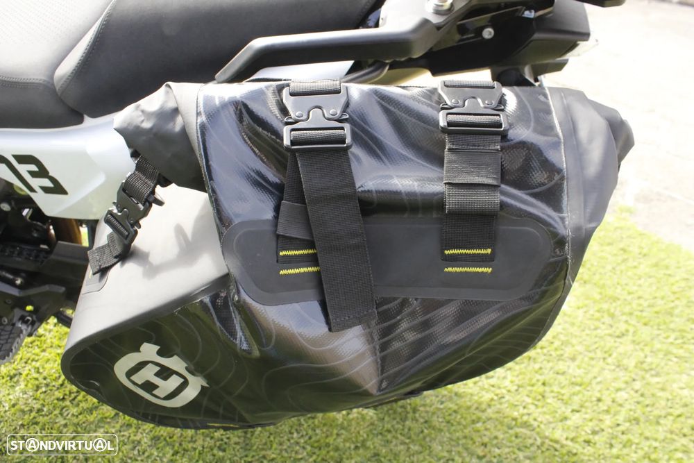 Husqvarna Norden 901 EXPEDITION - 10