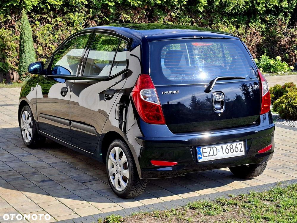 Hyundai i10 1.1 FIFA WM Edition - 18
