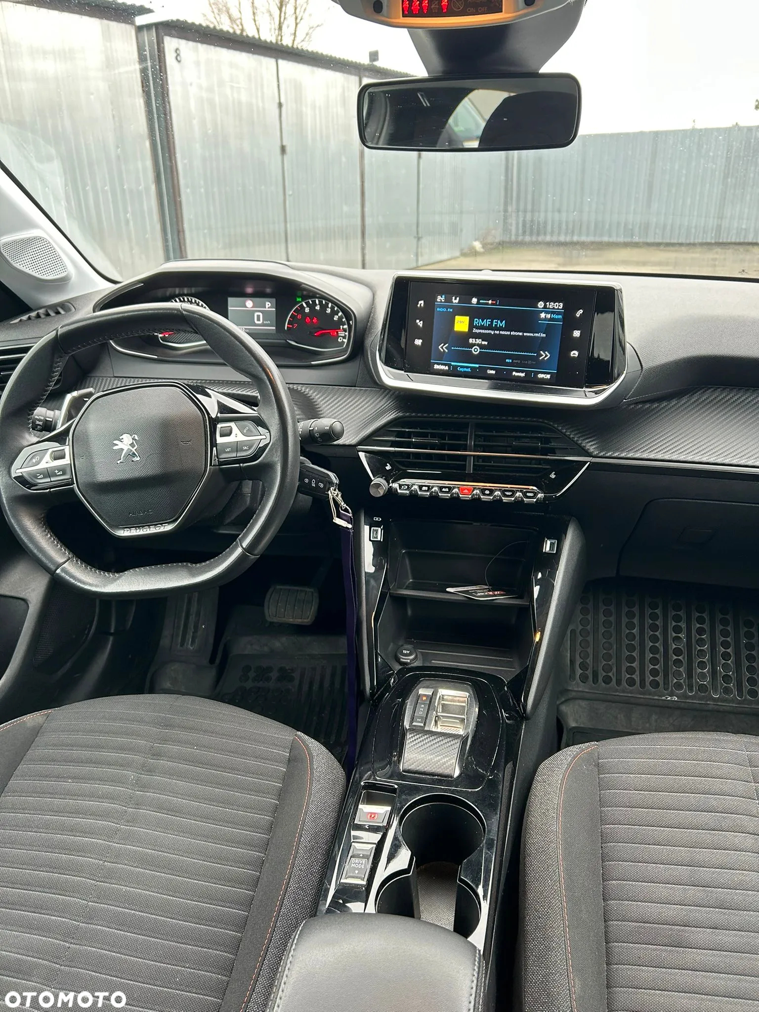 Peugeot 208 1.2 PureTech Active Pack S&S EAT8 - 8