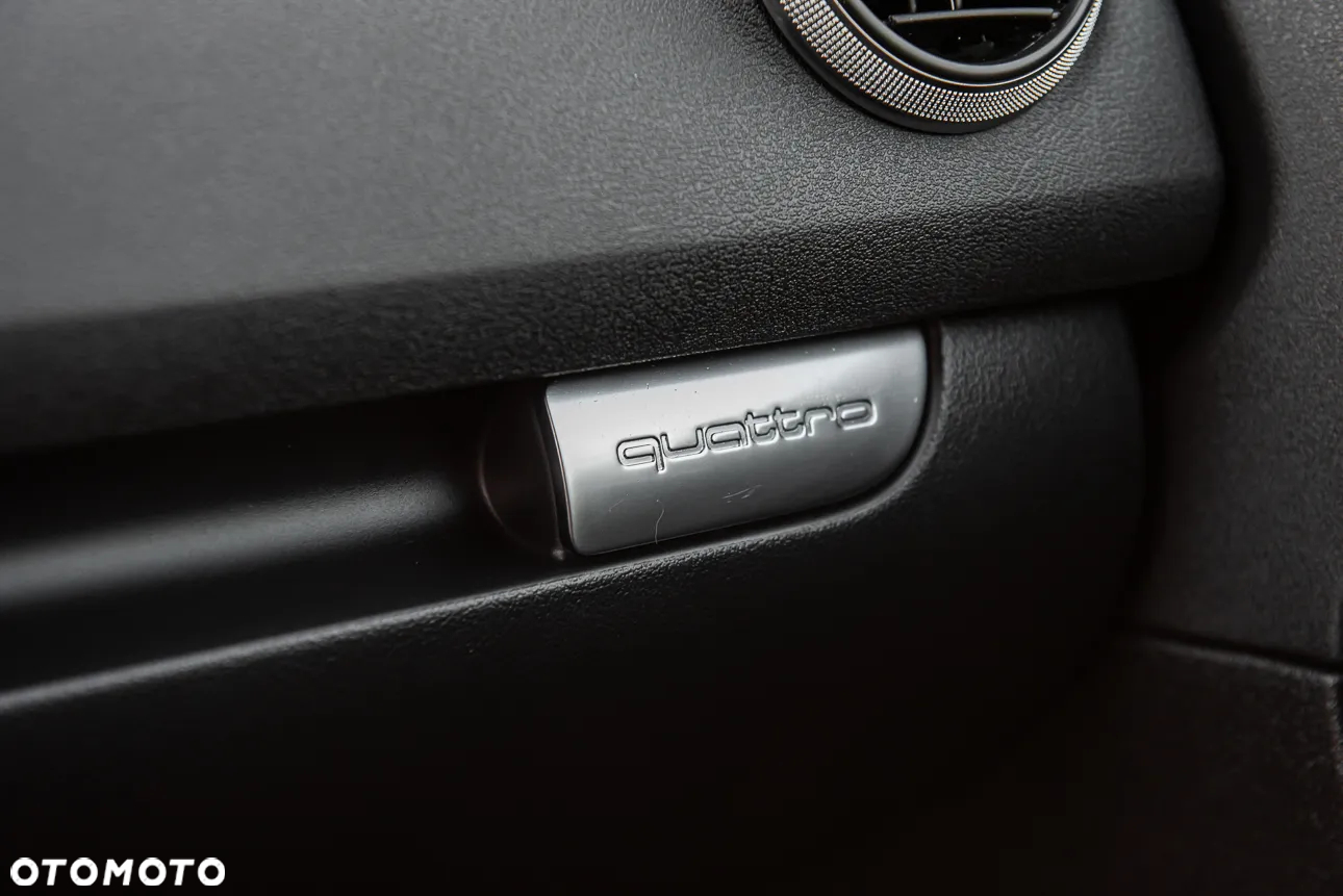 Audi A3 2.0 TFSI Sportback quattro S tronic S line Sportpaket - 25