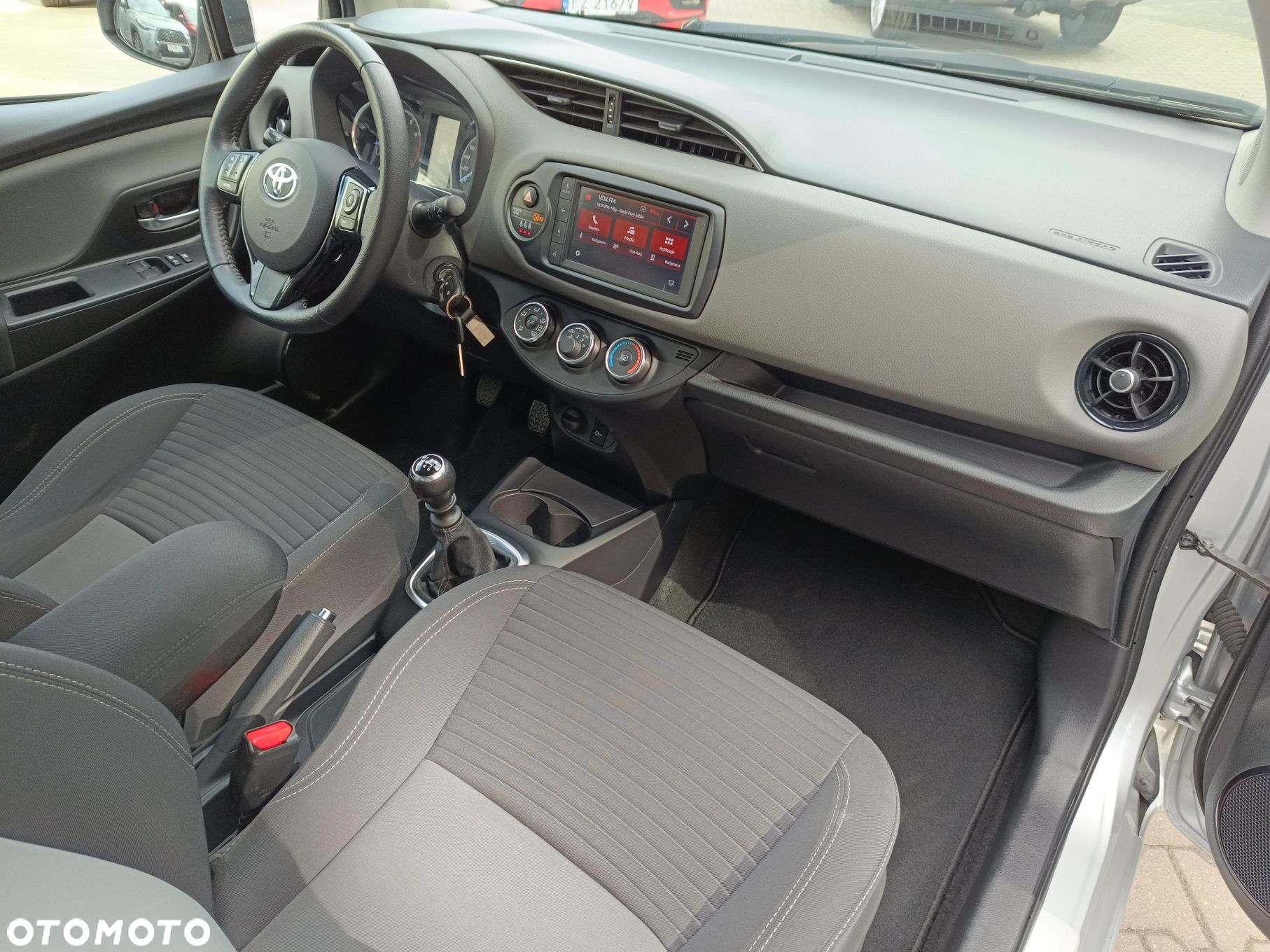 Toyota Yaris - 11