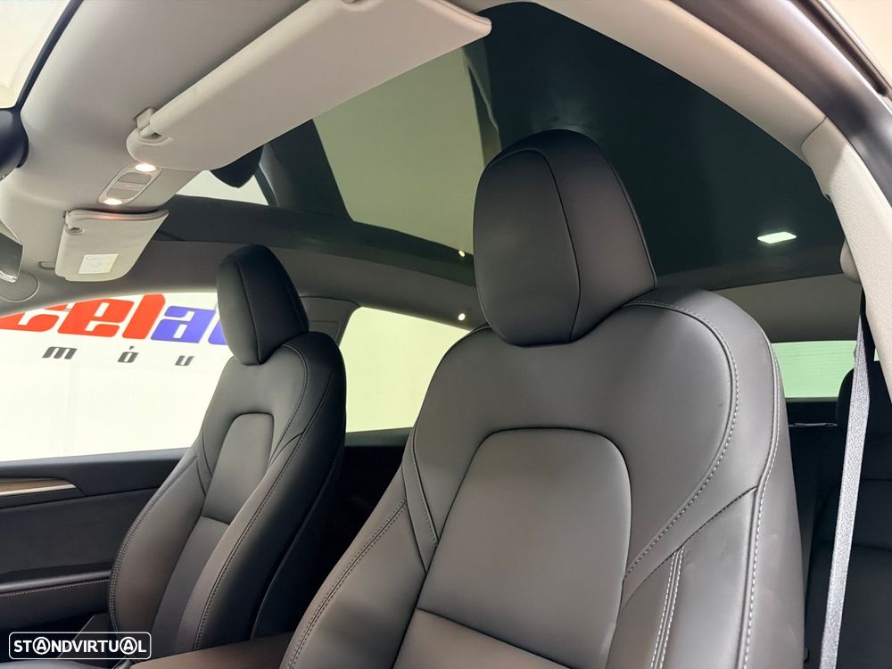 Tesla Model Y Tração Traseira - 18