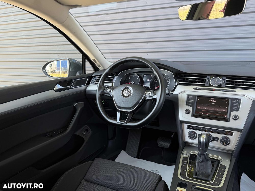 Volkswagen Passat 2.0 TDI SCR DSG Business - 11