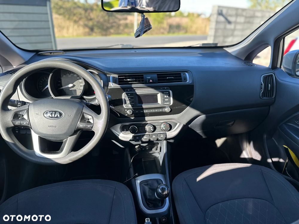 Kia Rio 1.2 M - 4