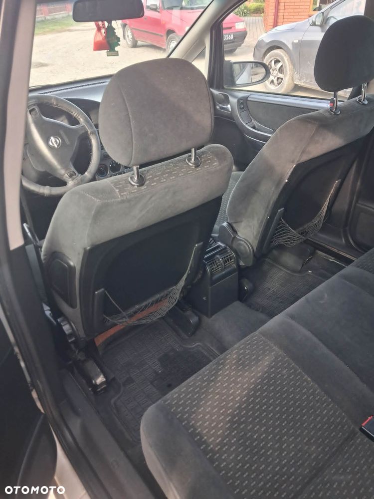 Opel Zafira 2.0 DTI Comfort - 9