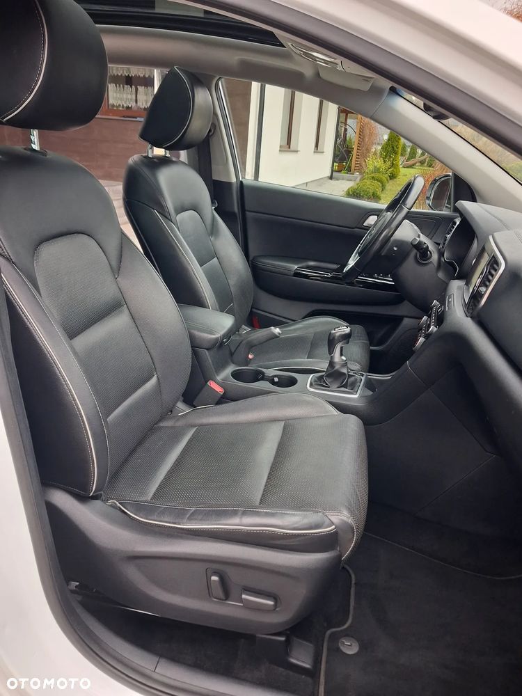 Kia Sportage - 13