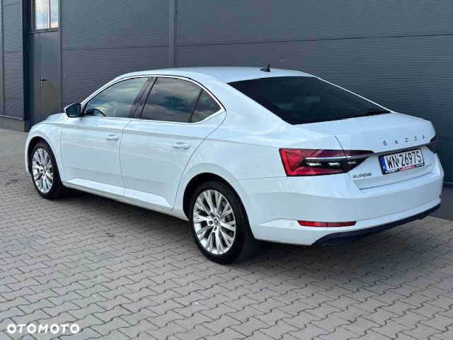 Skoda Superb 2.0 TDI SCR Style DSG - 6