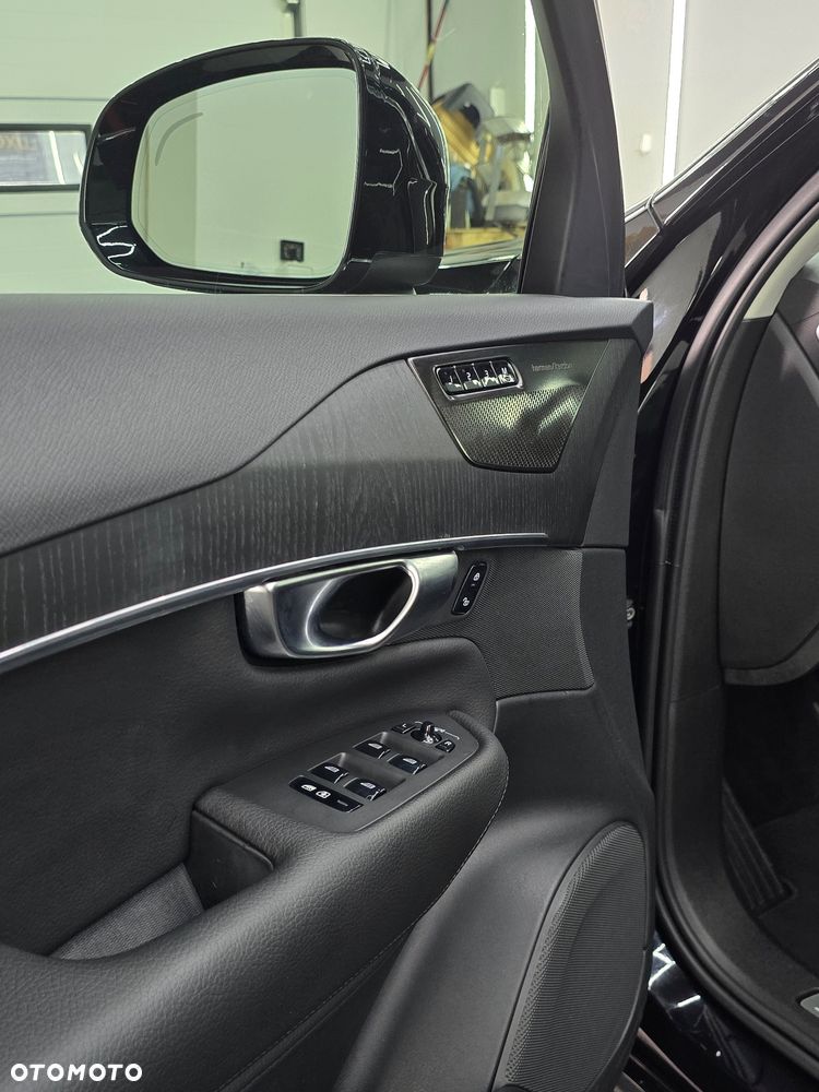 Volvo XC 90 T6 AWD Momentum 7os - 22